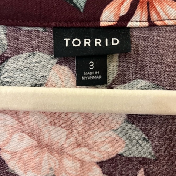 Torrid Floral Challis Button Front Midi Dress | Size: 3X | Color: Burgundy - Picture 5 of 10